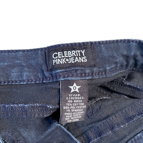 Y2K High-Waisted Hot Shorts - Picture 3 of 5